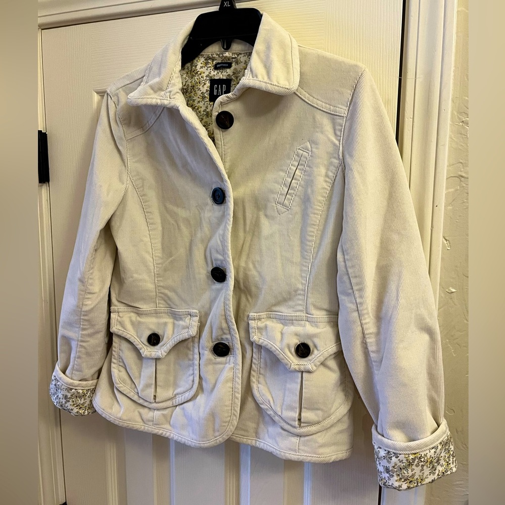 Gap Stretch Small ivory corduroy jacket